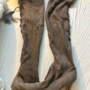Chic Brown Suede Over-the-Knee Boots